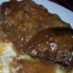SLOW COOKER CUBE STEAKS WITH GRAVY