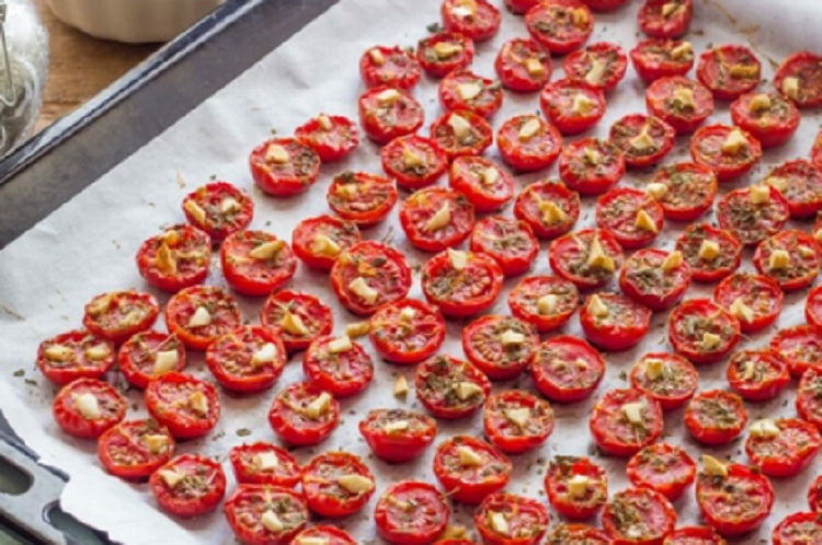 Baked candied cherry tomatoes