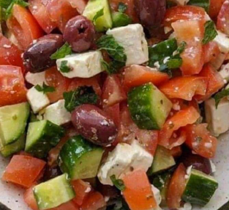 Salads that Deflate the Belly