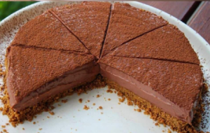 Chocolate mousse cake