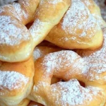 Fluffy Doughnuts for Mardi Gras