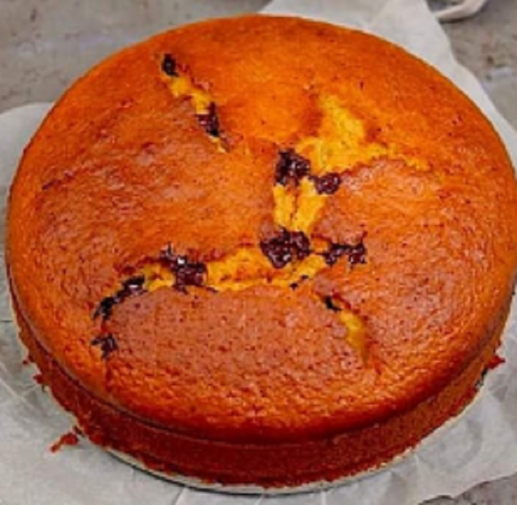 Orange and Chocolate Chip Cake