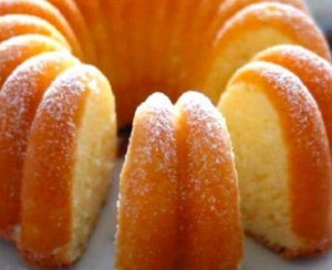 Lemon pound cake