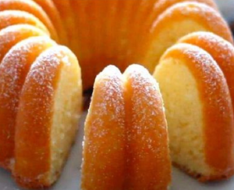 Lemon pound cake