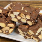 Almond and chocolate crunch