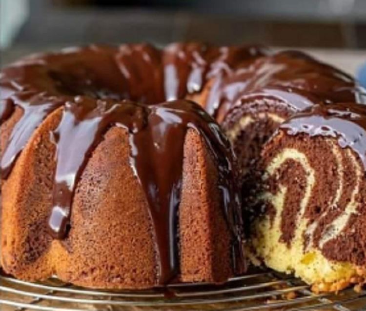 MARBLE BUNDT CAKE WITH CHOCOLATE