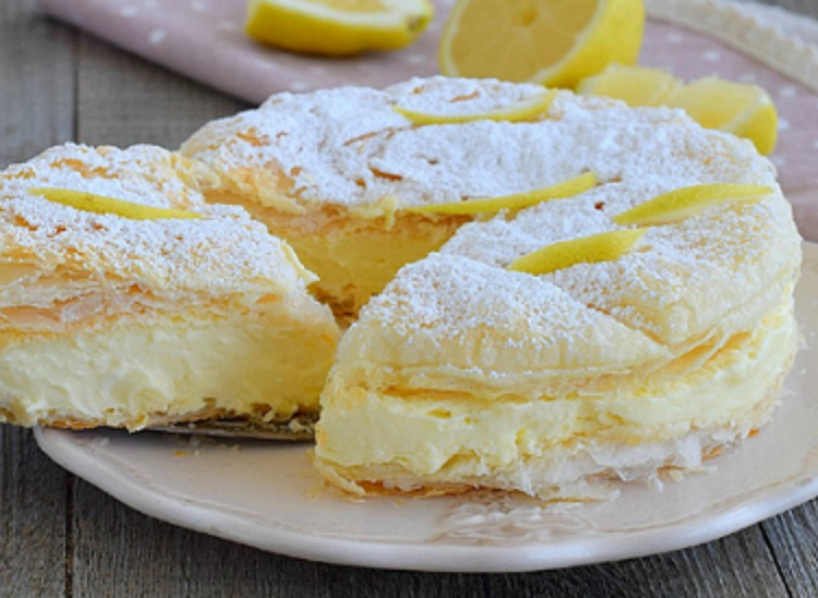 Mille-feuille with lemon cream