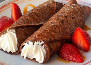 STRAWBERRY CHOCOLATE CREPE