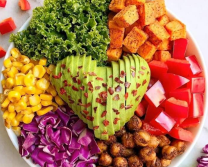 salad bowl with roasted chickpeas