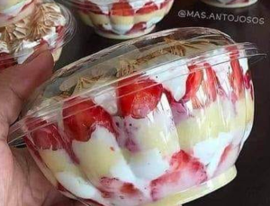 Strawberries in Cream