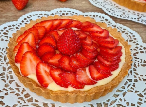 EASY STRAWBERRY TART