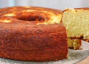 Lemon Cream Pound Cake