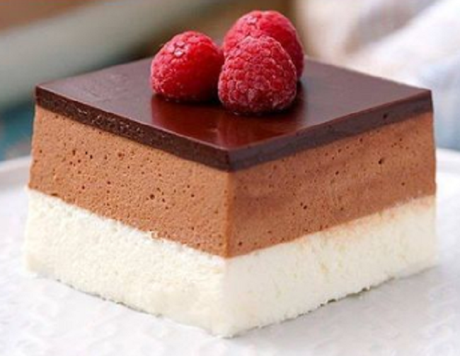 No-Bake Triple Chocolate Cheesecake