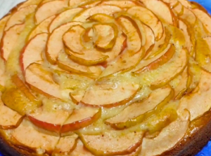 Soft apple cake